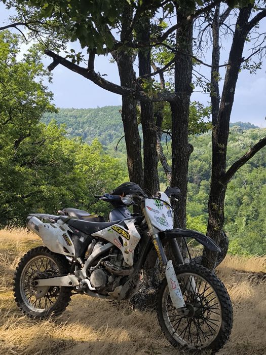 Vând sau schimb Yamaha yz 450f