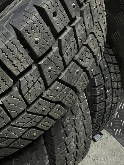 Резина зимняя 16Р