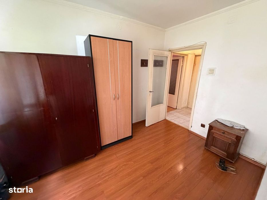 Apartament 2 camere, parter - zona Cetate