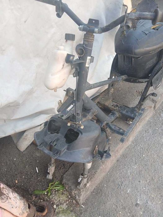 furcă Scuter Gilera Runner.
