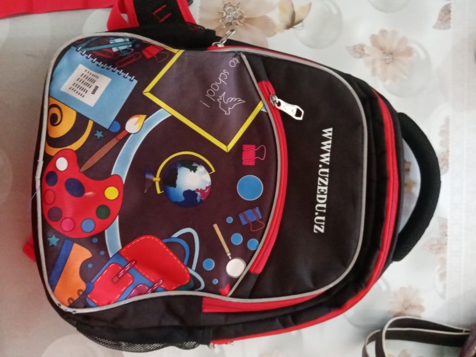 Продаётся школьный рюкзак