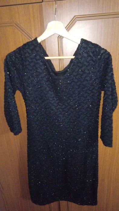 Rochie neagră cu paiete
