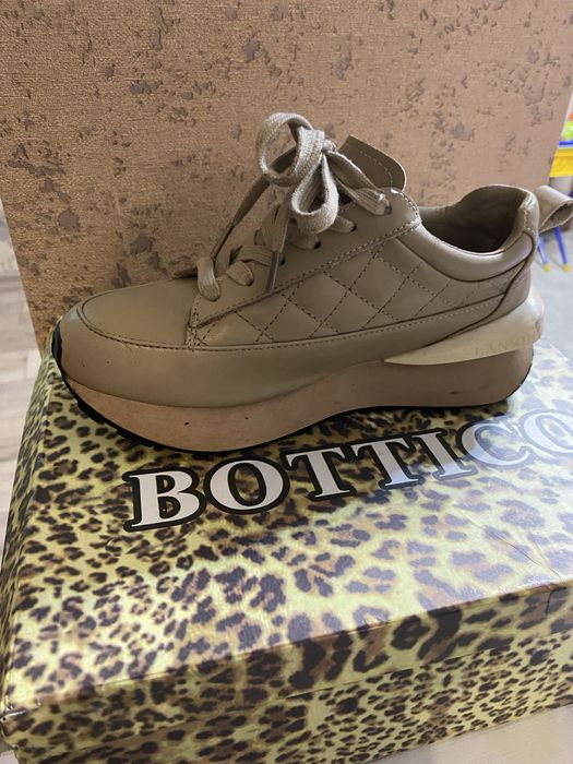 Кожанные кросовки