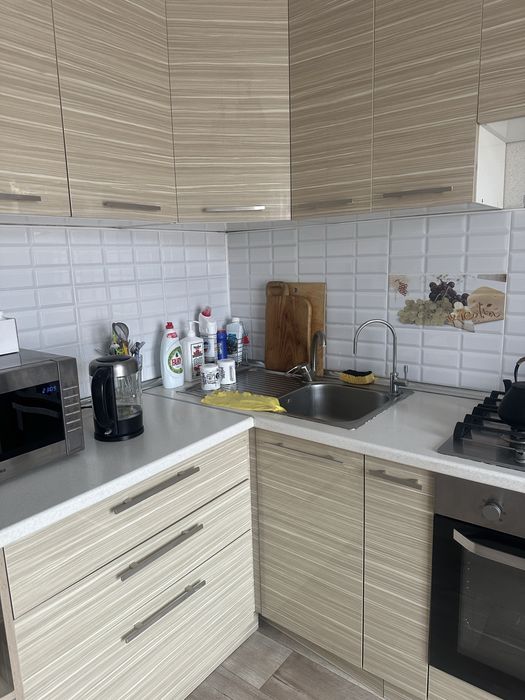 Продам  кухонный гарнитур