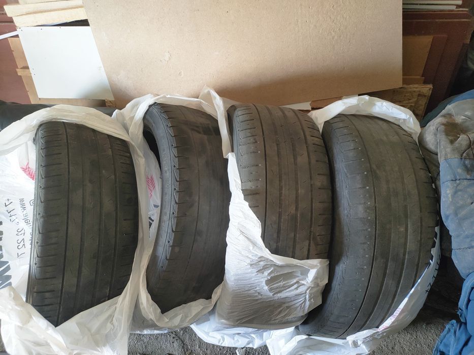 245/45/19 летняя резина