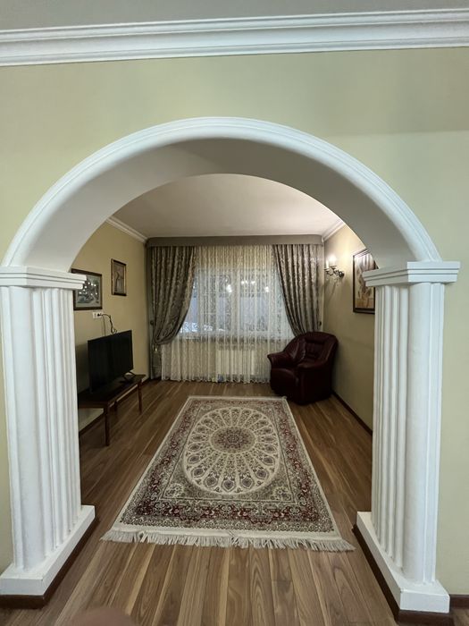 Частнвй 2х этажный дом