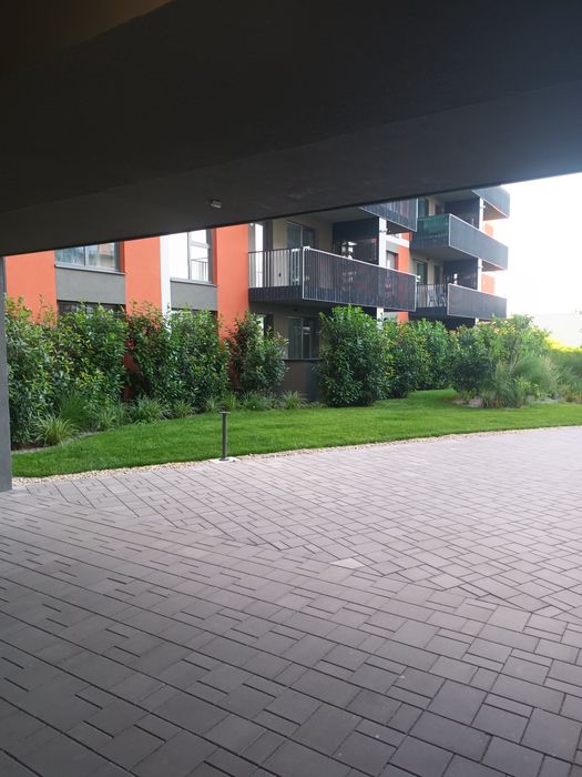 Închiriez apartament