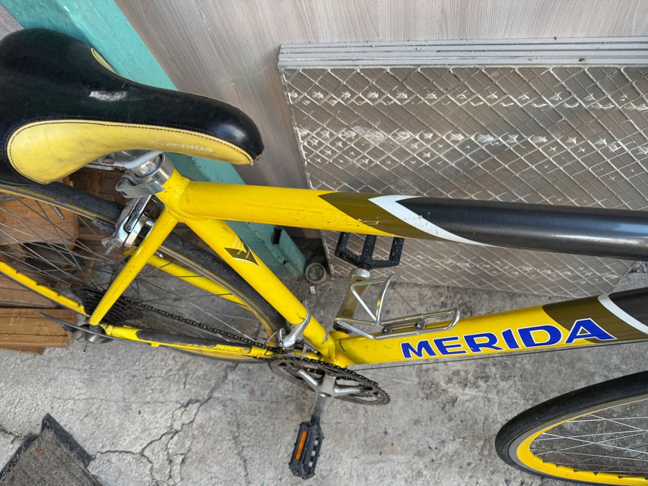 Продам шоссейный велосипед Merida срочно