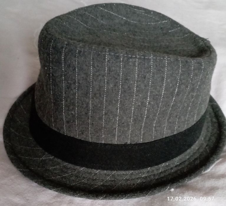 Pălărie unisex gri