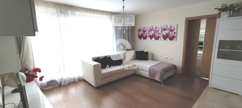 Продава се Тристаен апартамент в к.к. Елените - 135 кв.м за 1445 €/кв.м - Снимка #2