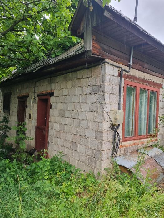 Vând casă în Calatele