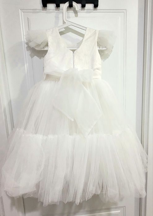 Платье размер 134