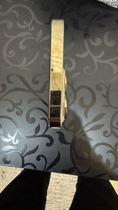 Продается iphone 13 pro 256gb. Цвет Gold