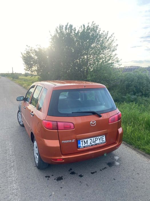 MAZDA 2 2005 — imagine 4