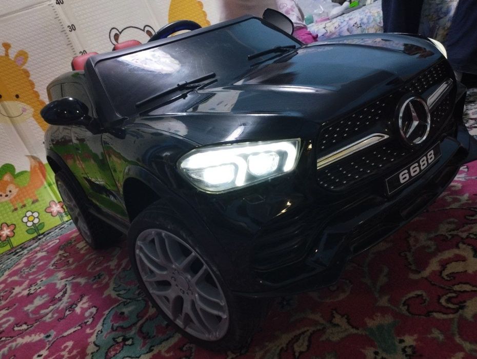 Продам детскую машину