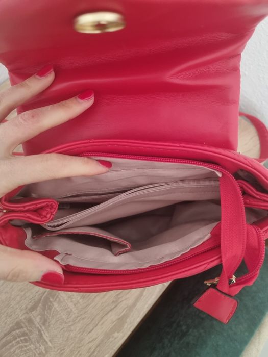 Нова раница в червено