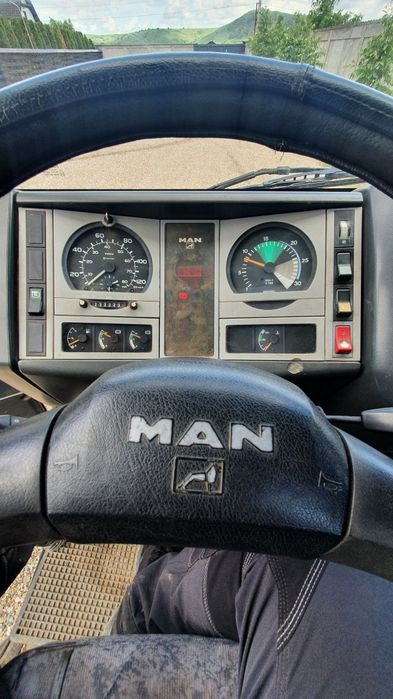 Vând Man 7.5T Bascula 7500 euro