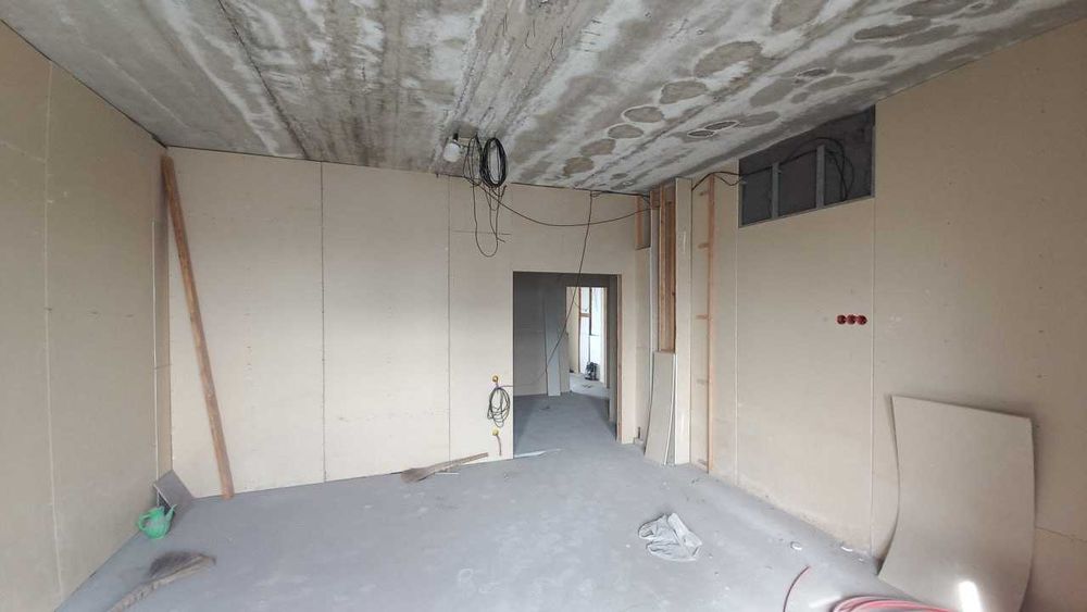 Ko`p qavatli turar joydagi xonadon