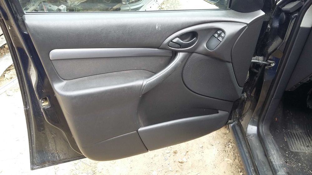 Форд Фокус 1.8тдци 2003г -  Ford Focus 1.8TDCI