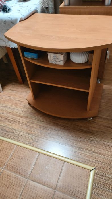 Шкафове за дневна