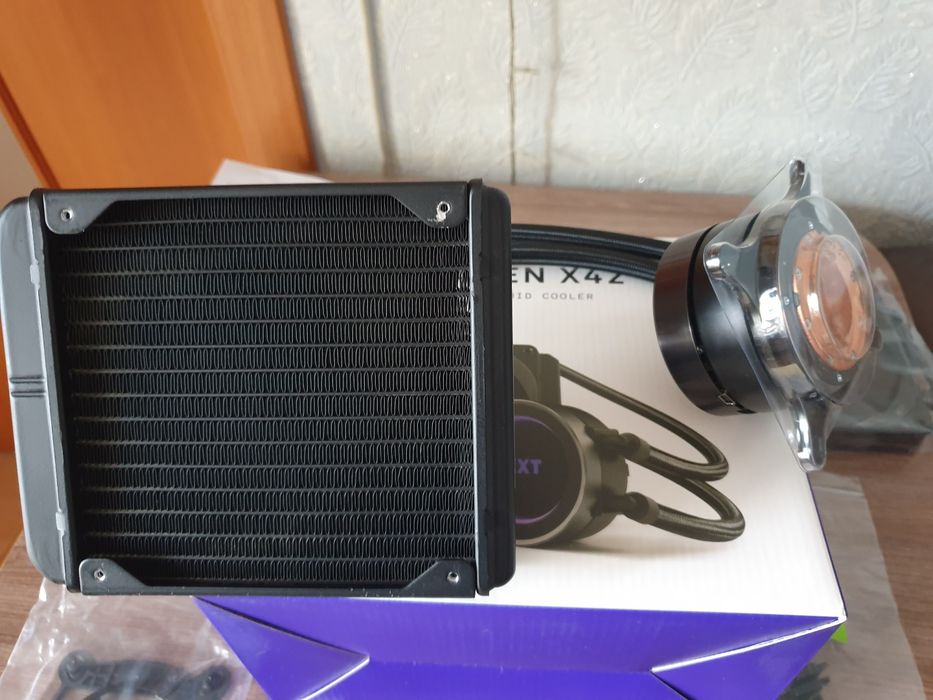 Кулер NZXT Kraken x42
