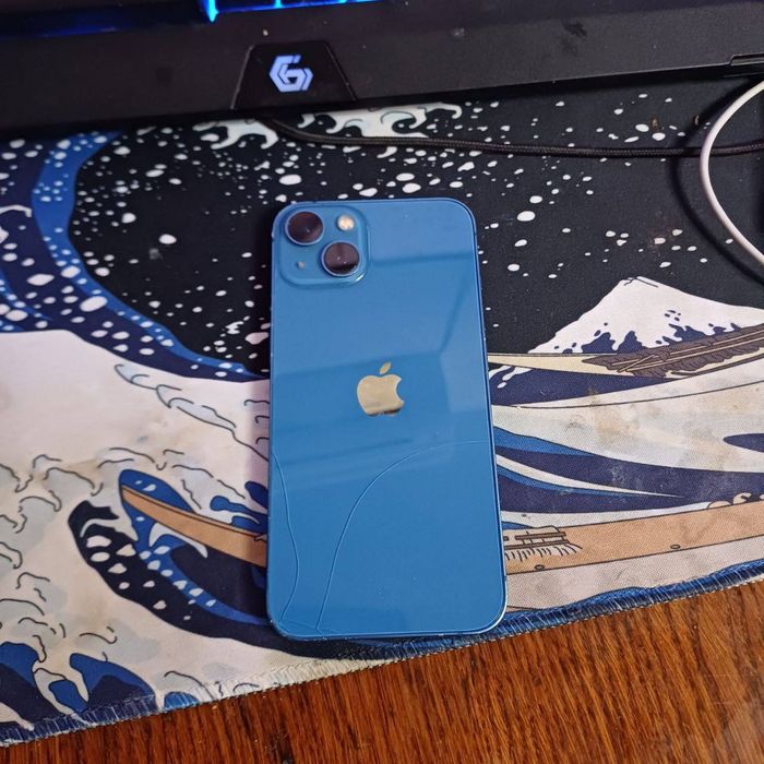 iPhone 13 4/128 sim e sim 
Colour blue