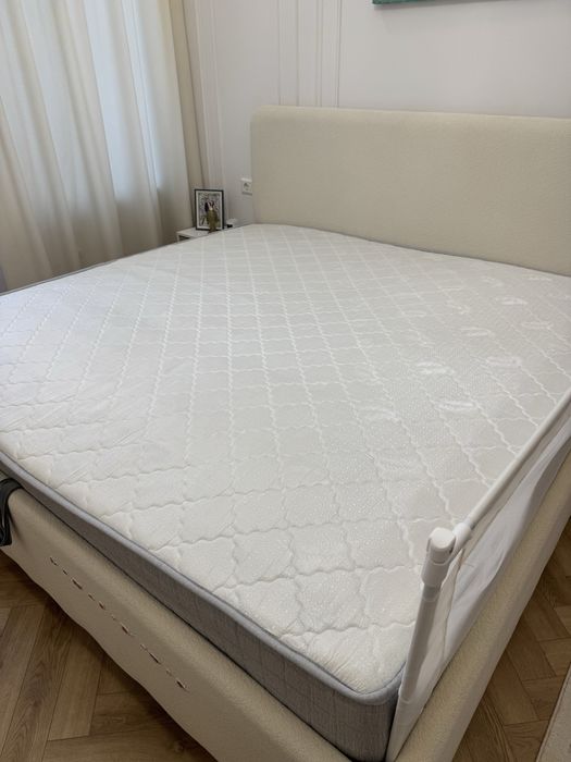 Даром! Новый матрас 200*200