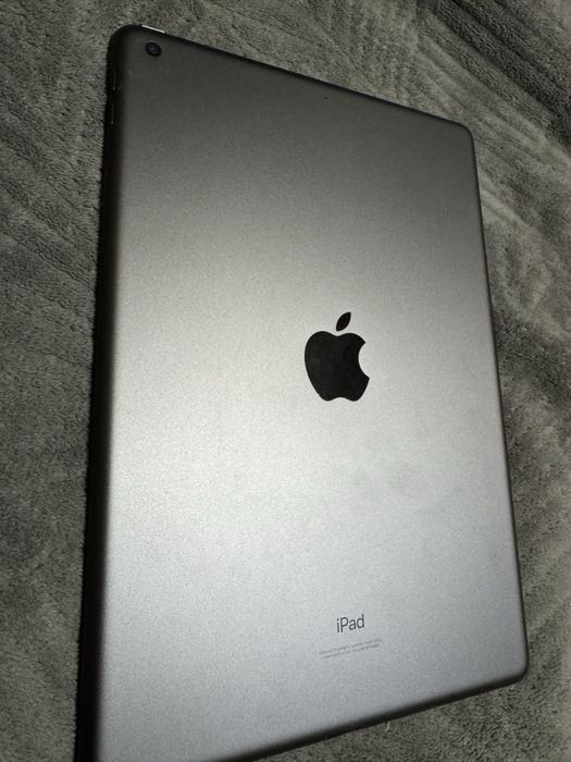 Продам iPad в идеальном состоянии