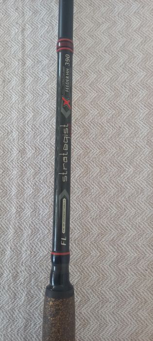 Фидери DAIWA AGVALITE 3.90/150gr #  FL strategis 3.90 / 100-200