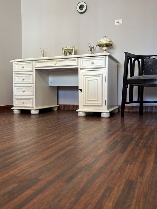 Vand comoda si birou lemn masiv