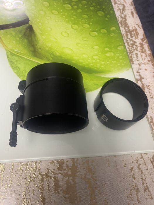 Adaptor infiray pentru obiective