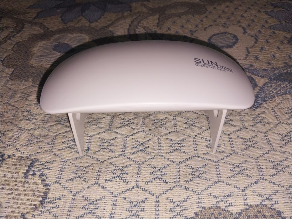 Продаю мини уф лампу для маникюра