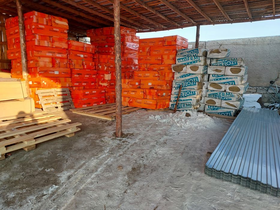 Продам  мин вата с фольгой и без .Пеноплекс.2.3.5