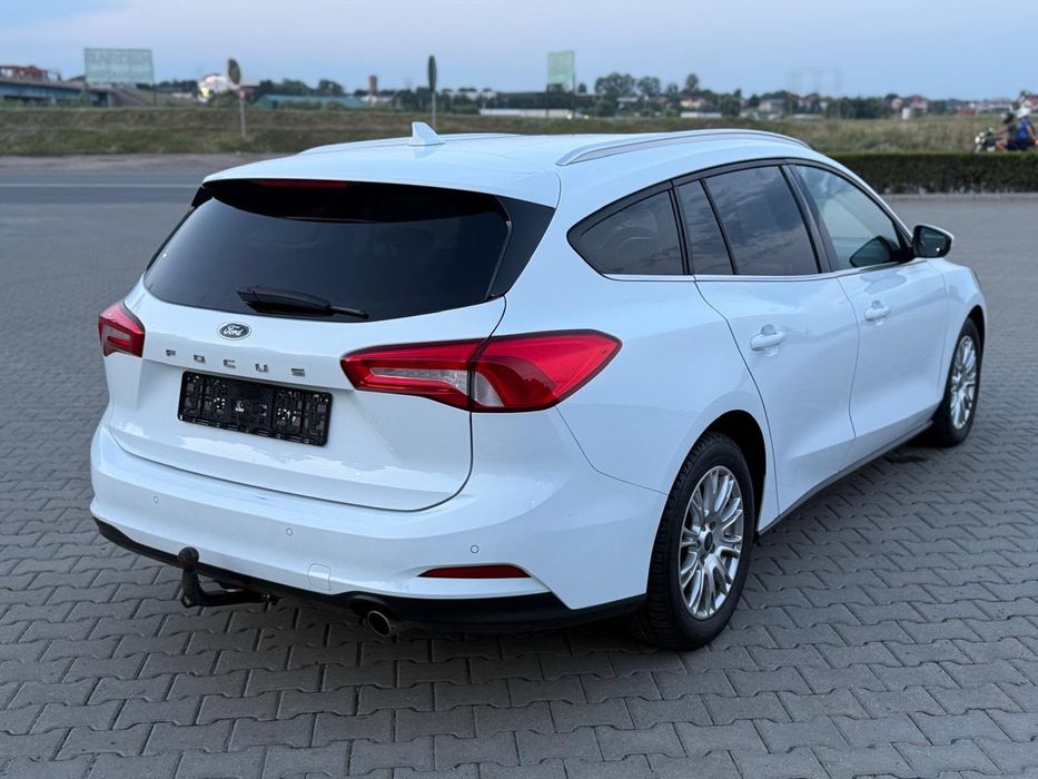 FORD Focus 0 — imagine 3