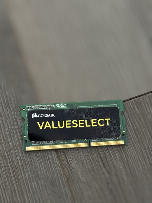 Placuta RAM 4GB ddr3 Laptop