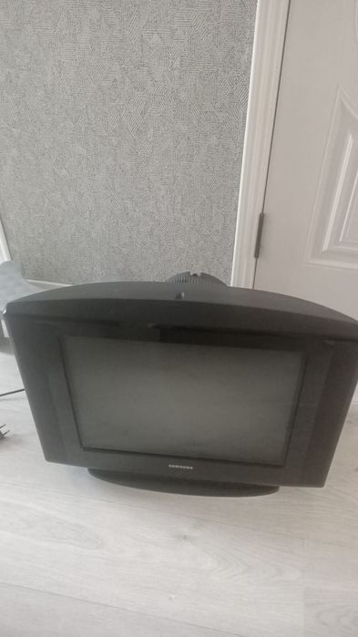 Продам телевизор в хорошем состоянии