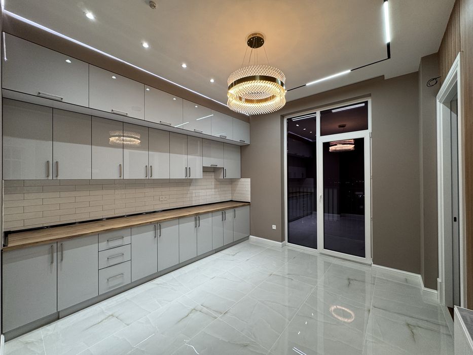 Срочно NRG Jomiy евро квартира с ремонтом Кадастр есть Торг на месте