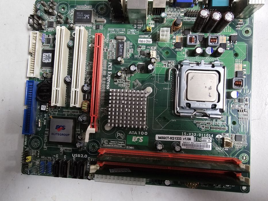 Материнская плата 775 сокет