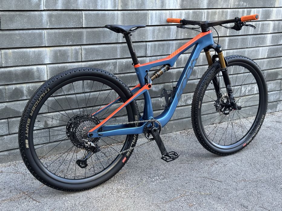 Планински карбонов велосипед KOBA SENTIERO (M размер)