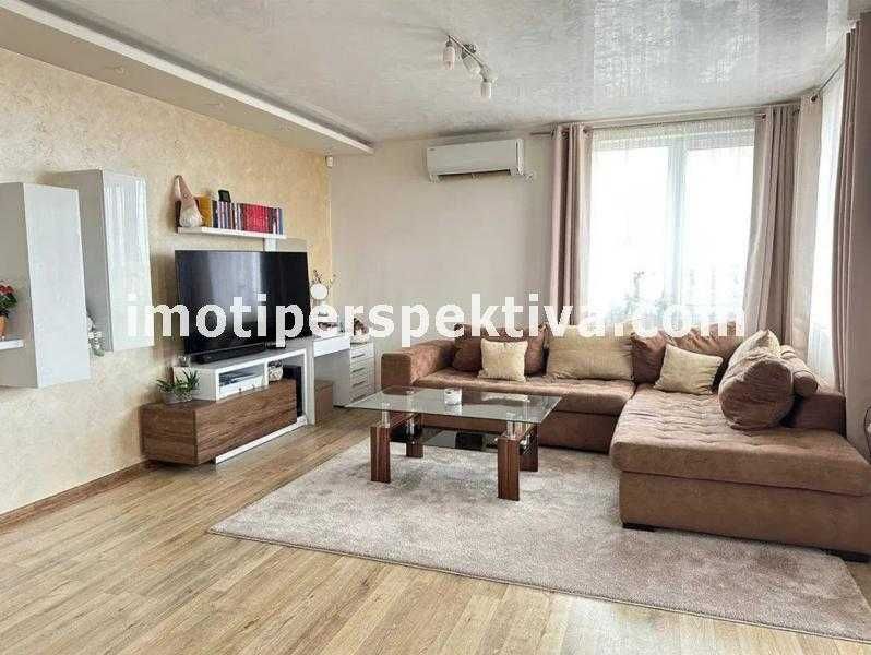 Продава се Тристаен апартамент в Пловдив, Беломорски - 104 кв.м за 1991 €/кв.м - Снимка #2