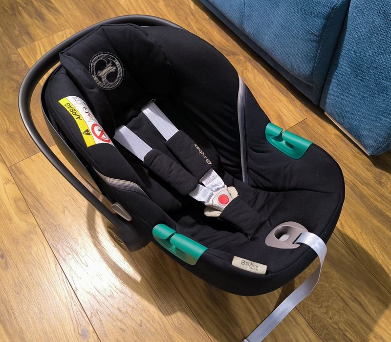 Детски кош за кола Cybex Aton S2