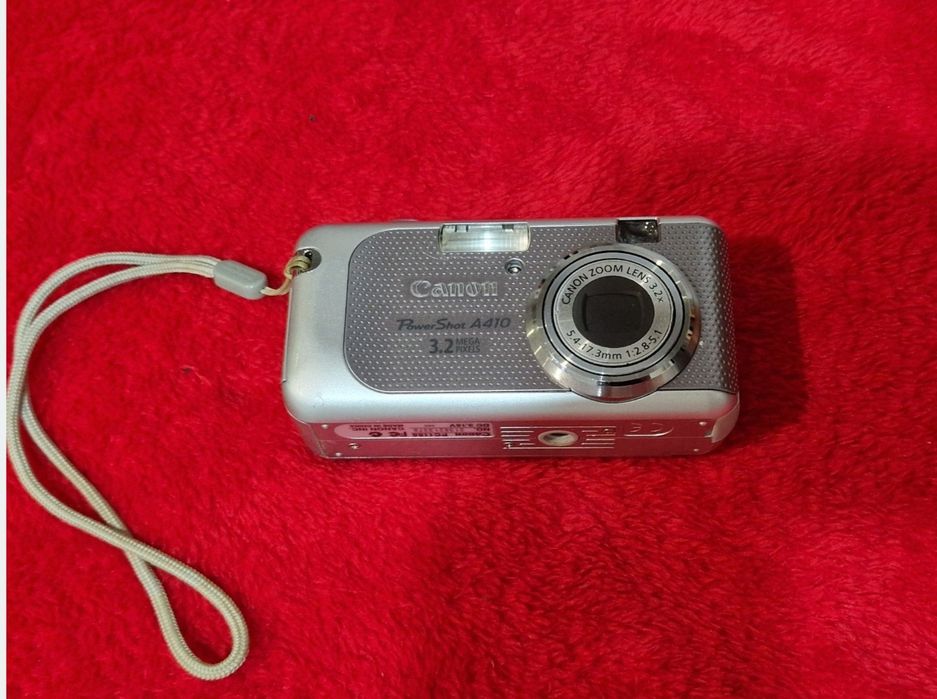 Aparat Photo  / camera Canon fără accesorii, funcționează cu baterii