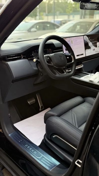 ZEEKR 9X 2025 ULTRA 6 местный