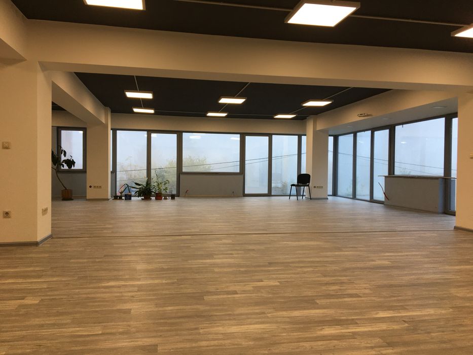 Дава се под наем Офис в София, 7-ми 11-ти километър - 200 кв.м за 1100 € - Снимка #3