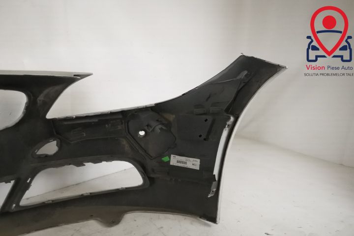 Предна броня Оригинална със сензори и миещи устройства в добро състоян