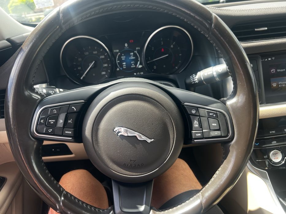 Jaguar xf 2.0 d  2016 г