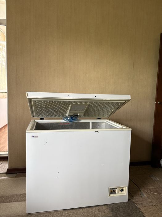 Морозильник продам