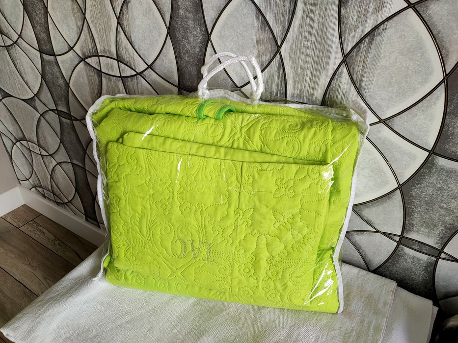 Покрывало новое 2х спальное