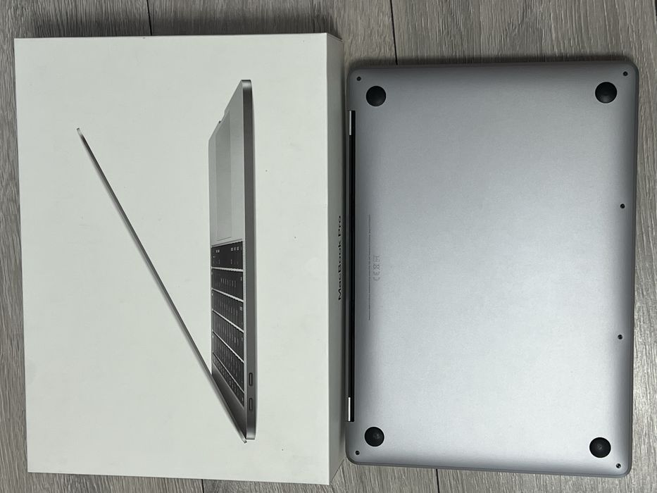 Macbook Pro 13, 2017 impecabil FullBox