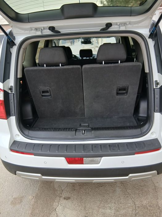 Шевроле Орландо.